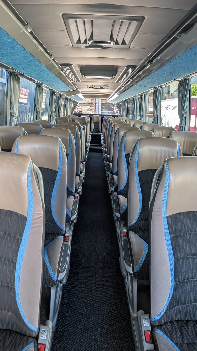 SETRA S 515 HD (Silber) – Komfortabel und stilvoll reisen / Bild 2